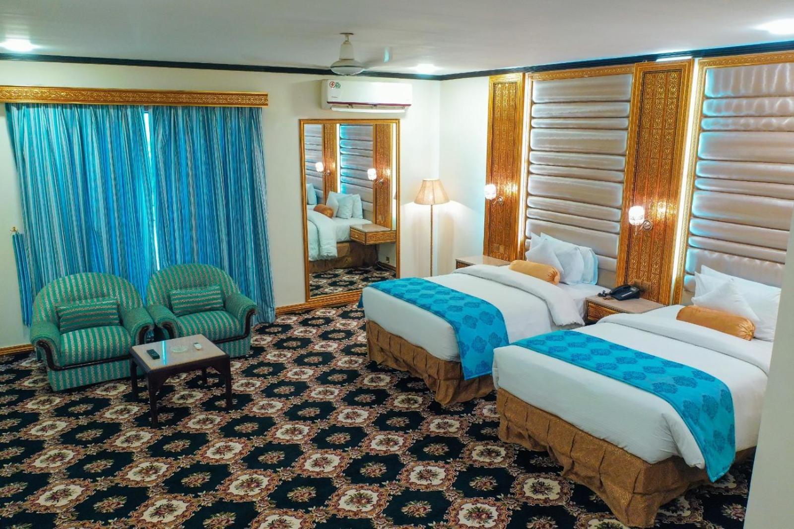 Indus Hotel Хайдарабад Экстерьер фото